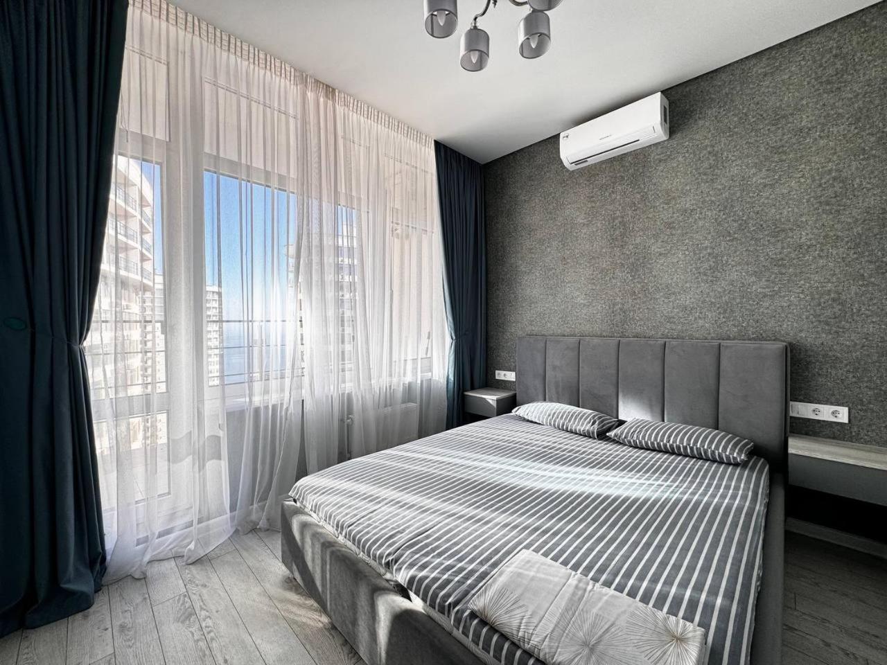 48 Pearl Cozy